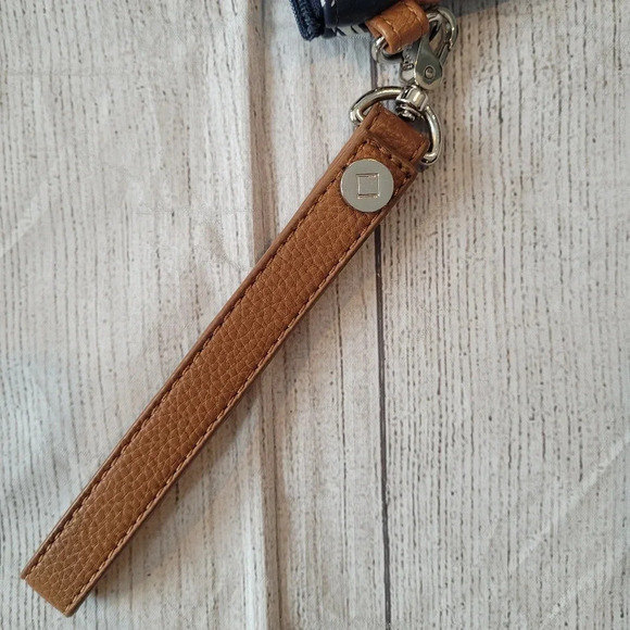 Thirty One *retired print* Navy Blue Dash Of Plaid Pebble Rubie Zip Pouch &Strap - Picture 8 of 8